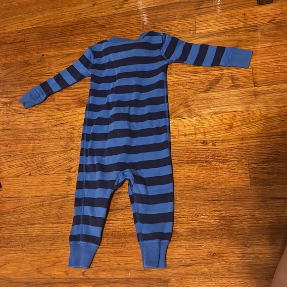 Hanna Andersson 6-12 mos sleeper bundle - Picture 7 of 7